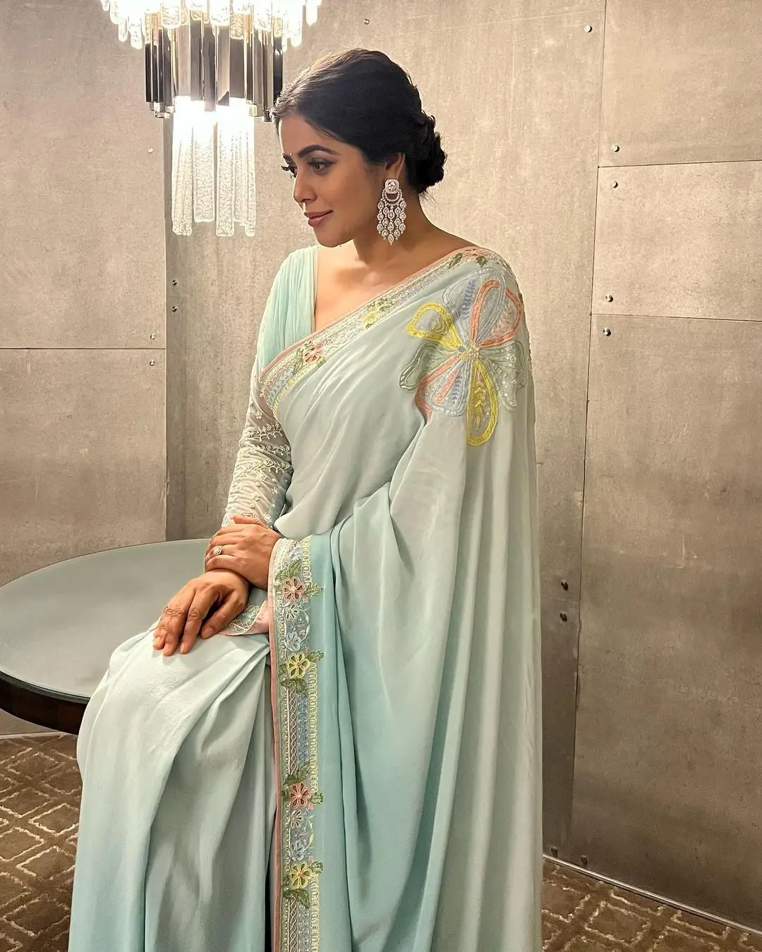 MALAYALAM GIRL SHAMNA KASIM IN BLUE DESIGNER SAREE BLOUSE 4